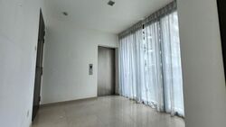 Holland Road (D10), Condominium #583849851